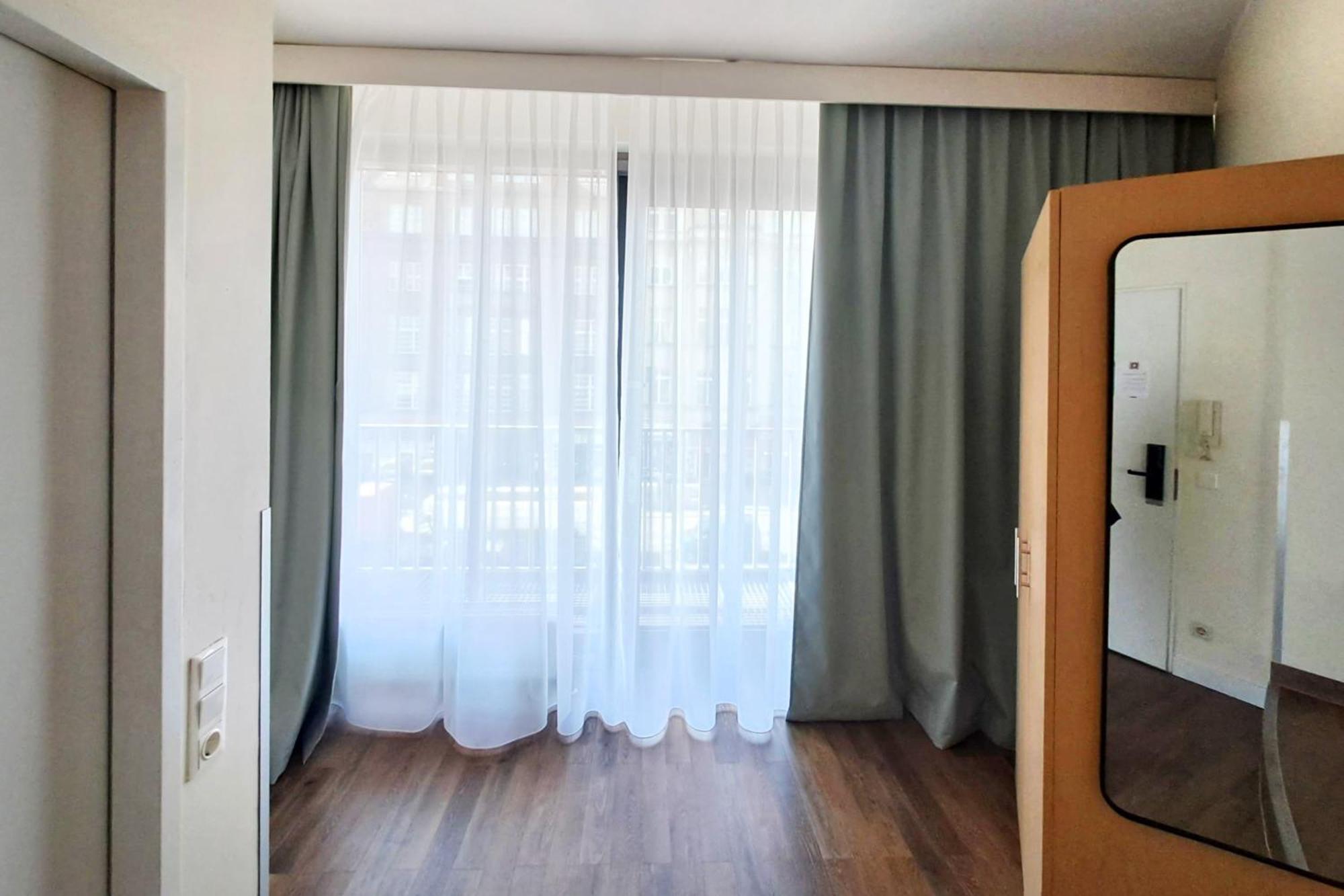 ノヴム ホテル シティ B ベルリン セントラム エクステリア 写真